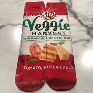 NWOT Sun Chips Veggie Harvest Graphic socks